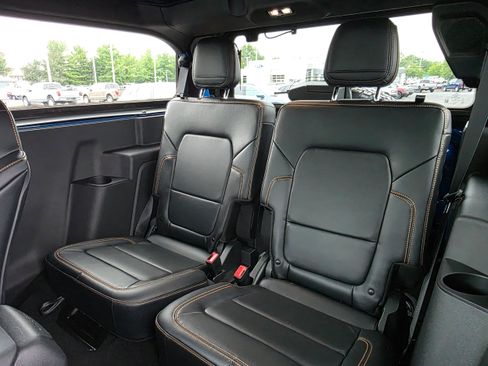 Used 2022 Ford Bronco Badlands AWD/4WD image 11