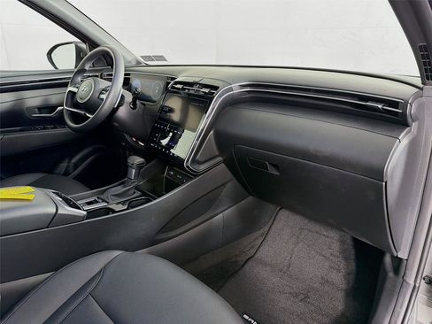 Used 2024 Hyundai Santa Cruz Night AWD/4WD image 28
