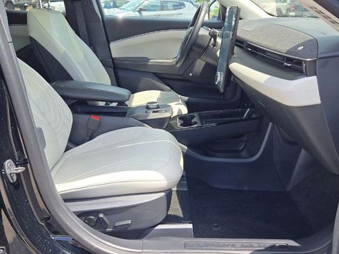 Certified 2024 Ford Mustang Mach-E Premium image 5