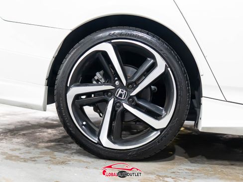 Used 2022 Honda Accord Sport image 11