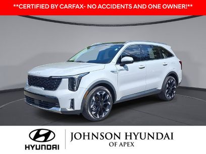 Used 2024 Kia Sorento EX w/ Panoramic Sunroof Package