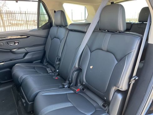 Certified 2025 Honda Pilot EX-L image 23