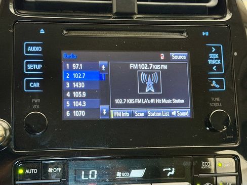 Used 2016 Toyota Prius Two FWD image 9