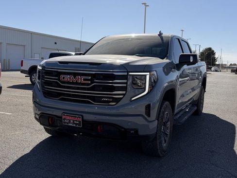 Used 2024 GMC Sierra 1500 AT4 w/ Technology Package image 6