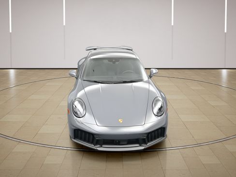 Certified 2026 Porsche 911 Carrera GTS RWD image 43