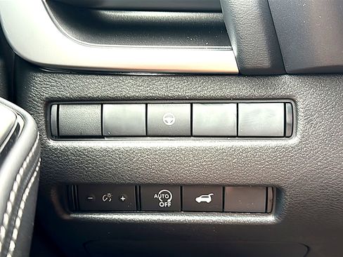 New 2026 Nissan Rogue SV FWD image 25