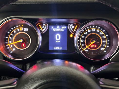 Certified 2023 Jeep Gladiator Sport image 20