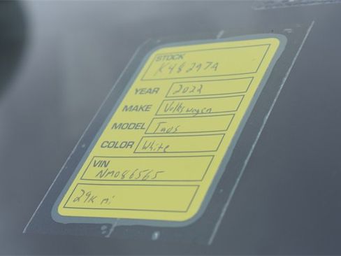 Used 2022 Volkswagen Taos SE image 14