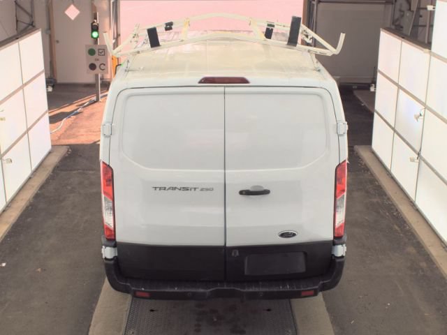 Used 2019 Ford Transit 250 130 Low Roof RWD image 6