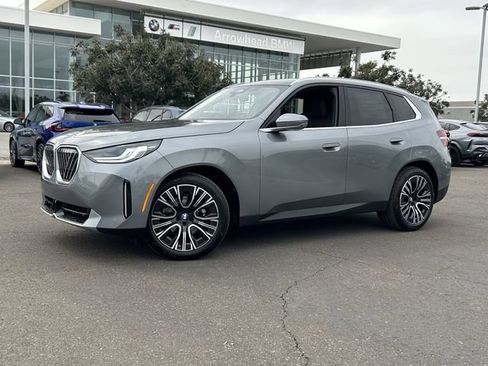 Used 2026 BMW X3 xDrive30i w/ Premium Package AWD/4WD image 2