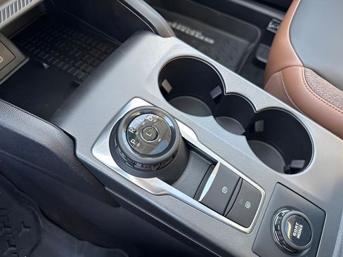 New 2025 Ford Bronco Sport Outer Banks w/ Outer Banks Tech Package+ AWD/4WD image 17