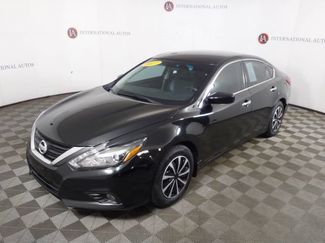 Used 2017 Nissan Altima 2.5 SR w/ Midnight Edition Package FWD video 1