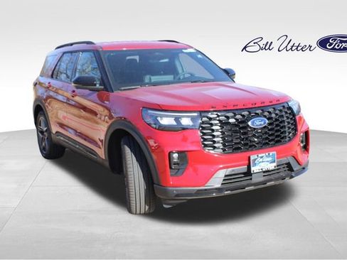 New 2026 Ford Explorer ST-Line w/ ST-Line Street Pack image 2
