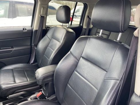 Used 2016 Jeep Patriot High Altitude image 6