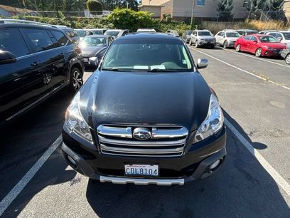 Used 2013 Subaru Outback 2.5i Limited w/ Special Appearance Pkg