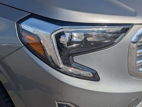 Used 2020 GMC Terrain Denali AWD/4WD image 10