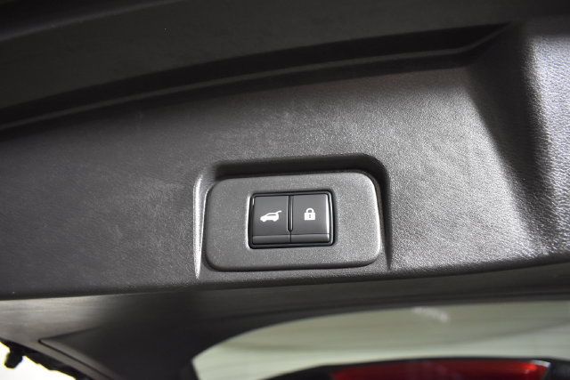 Used 2024 Nissan Rogue SV AWD/4WD image 29