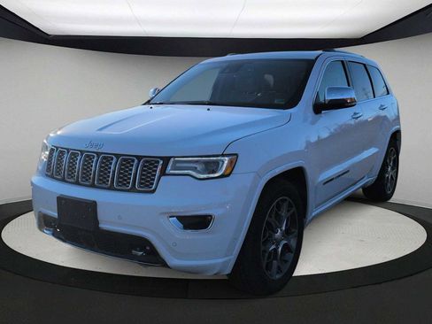 Used 2020 Jeep Grand Cherokee Overland image 4