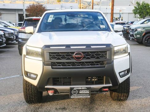 New 2026 Nissan Frontier PRO-4X w/ Tow Package AWD/4WD image 2