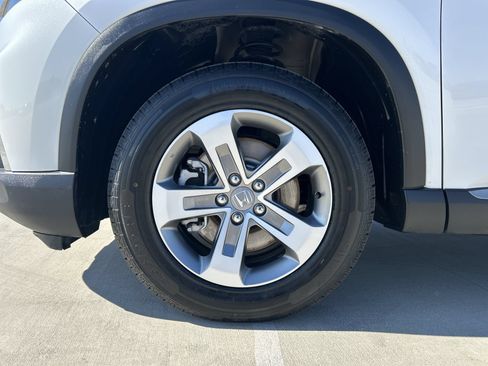 Certified 2023 Honda Pilot EX-L image 18