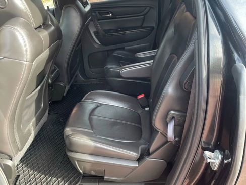 Used 2013 Jeep Wrangler Unlimited Sahara w/ Connectivity Group image 14