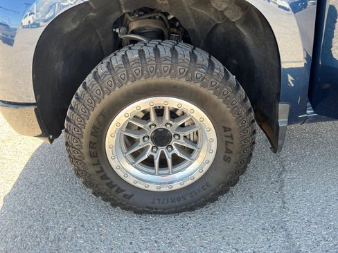 Used 2023 Chevrolet Silverado 1500 LT Trail Boss image 25