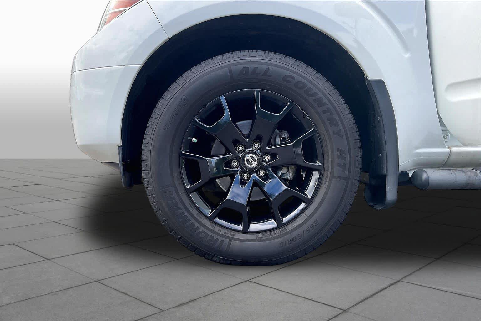 Used 2018 Nissan Frontier SV w/ Value Truck Package RWD image 10