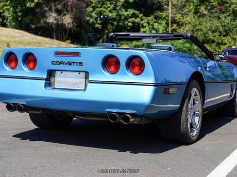 Used 1988 Chevrolet Corvette Convertible RWD image 8