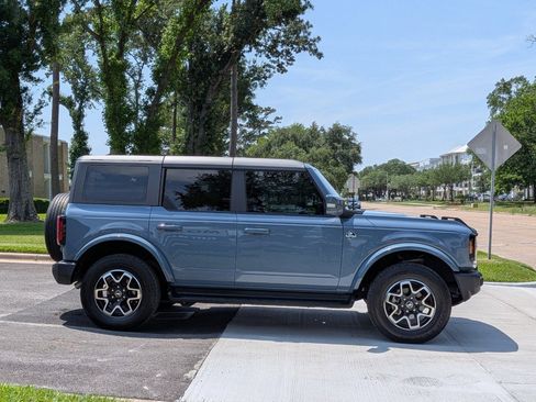 Used 2025 Ford Bronco Outer Banks AWD/4WD image 4