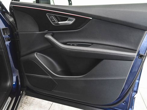 Used 2024 Audi Q7 2.0T Premium Plus image 11