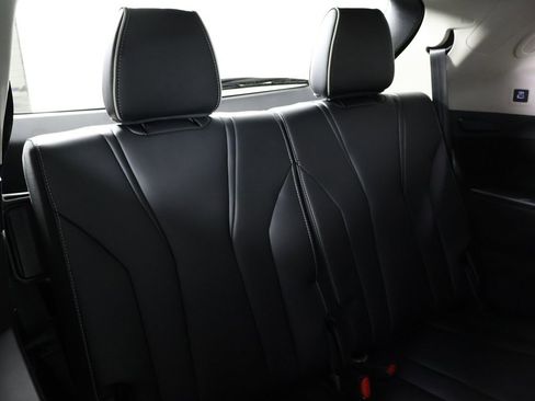 Used 2024 Acura MDX SH-AWD w/ Advance Package image 37