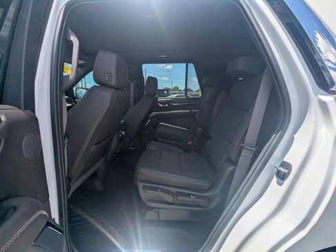 Used 2024 GMC Yukon Denali RWD image 15