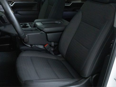 Used 2025 Chevrolet Silverado 1500 LT AWD/4WD image 12