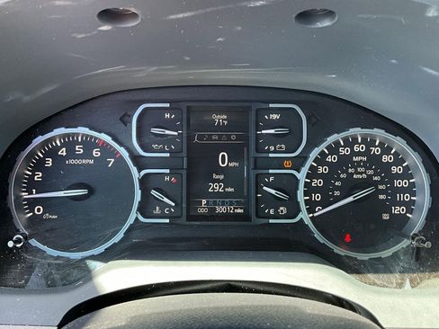 Used 2021 Toyota Tundra SR5 AWD/4WD image 12