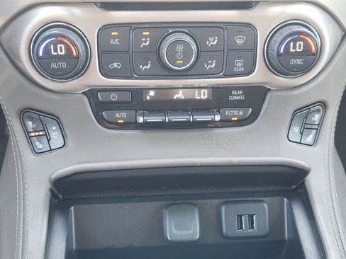 Used 2015 GMC Yukon Denali w/ Open Road Package RWD image 20