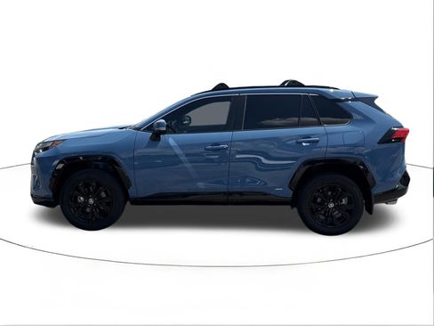 Used 2024 Toyota RAV4 SE AWD/4WD image 6