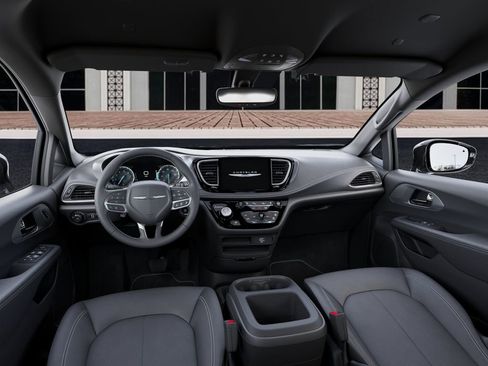 New 2026 Chrysler Pacifica Select image 14