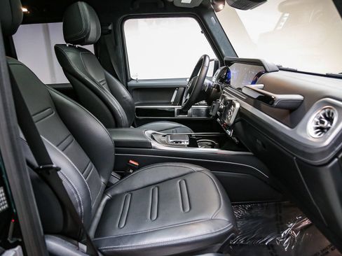 Used 2025 Mercedes-Benz G 550 image 16