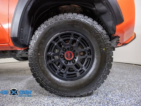 Used 2023 Toyota Tacoma TRD Pro AWD/4WD image 46
