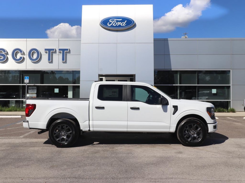 New 2026 Ford F150 STX w/ Equipment Group 200A RWD image 16