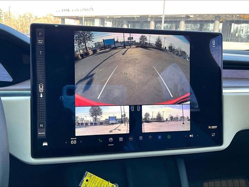 Used 2022 Tesla Model X image 27