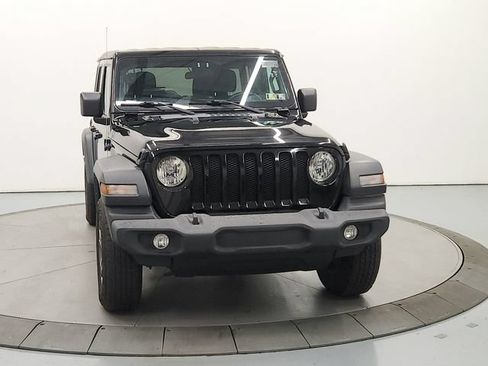 Used 2022 Jeep Wrangler Unlimited Sport AWD/4WD image 3