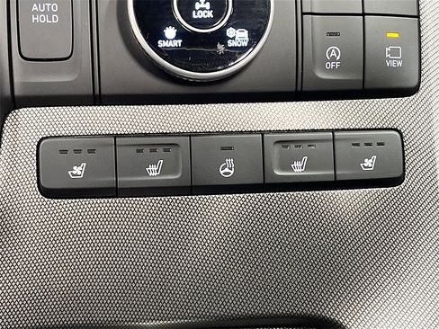 Used 2021 Hyundai Palisade Limited image 21