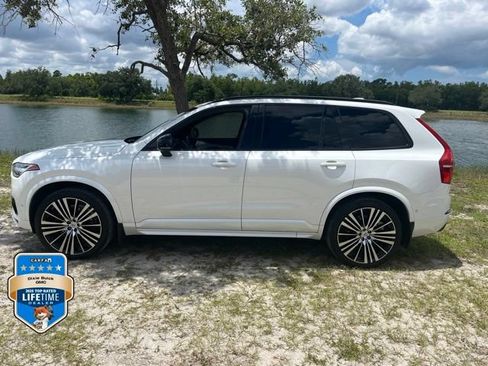 Used 2017 Volvo XC90 T5 R-Design w/ Vision Package AWD/4WD image 4