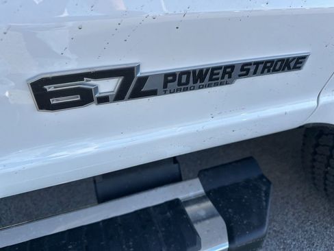 New 2026 Ford F350 Lariat w/ FX4 Off-Road Package image 47