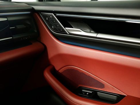 New 2026 Porsche Macan Electric RWD image 45