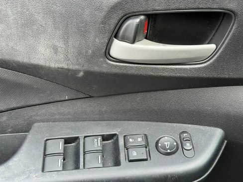 Used 2014 Honda CR-V LX image 5