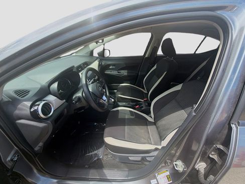 Used 2021 Nissan Versa SV image 16