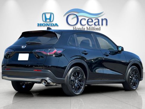 New 2026 Honda HR-V Sport image 5