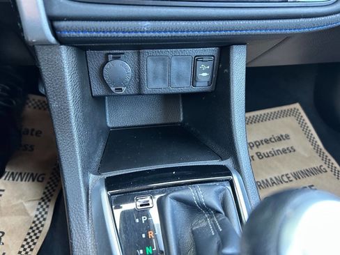 Used 2017 Toyota Corolla SE FWD image 24